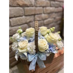 Égszínkék Álom virágkosár