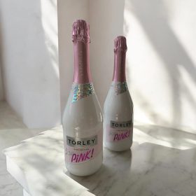 Stílusos kíséret a virág mellé: Törley Ice Pink