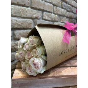 Pasztell virágcsomag – 20 szál finomság