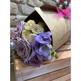Lila virágcsomag – 20 szál kreatív lágyság