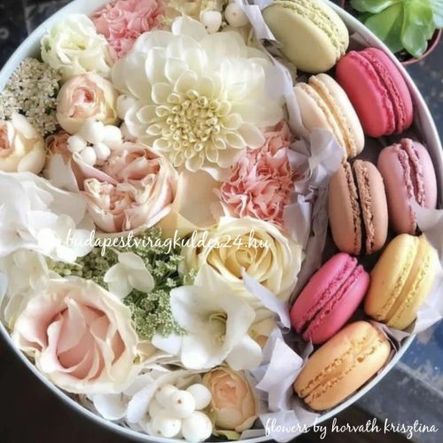 Barbara macaron box