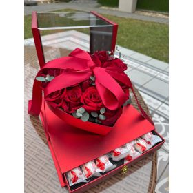   Exkluzív rózsabox Raffaellóval – Édes romantika minden részletében