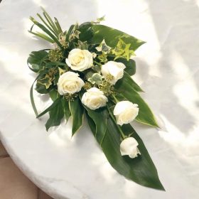 Sírcsokor -hófehér