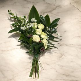 Hófehér rózsa sírcsokor 