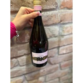 Stílusos kíséret a virág mellé: Gere Frici rose