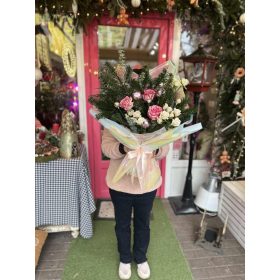 Téli Fenyőillatú Rózsacsokor