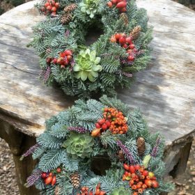 Mindenszentekre koszorú -Természet Érintése